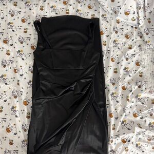 Forever 21 Strapless Black Dress